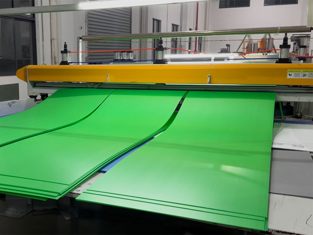 corrugated plastic sheet