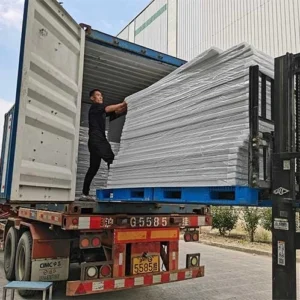 Corrugated Plastic Sheets 4'x8' - Image 2